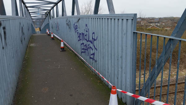 graffiti cleaning, graffiti removal, yorkshire, lincolnshire, nottinghamshire, derbyshire, uk