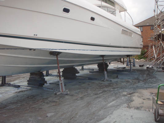 boat cleaning, antifoul removal, sand jet, sodablast, vapour blast, yorkshire, uk