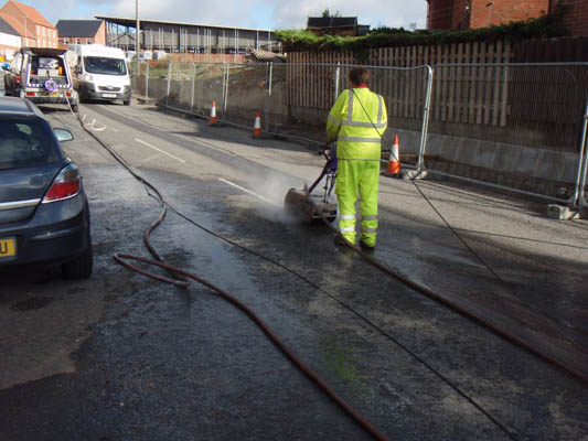 road mark removal, UHP, line marking removal, Ultra High Pressure Water, thermoplastic
