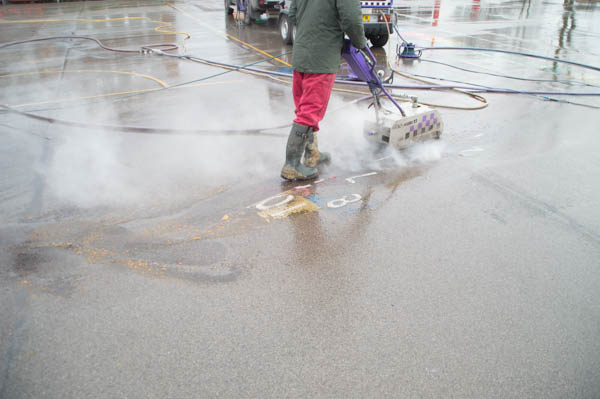 blast cleaning, surface cleaning, Ultra High Pressure Water, Ultra High Pressure Water Jetting