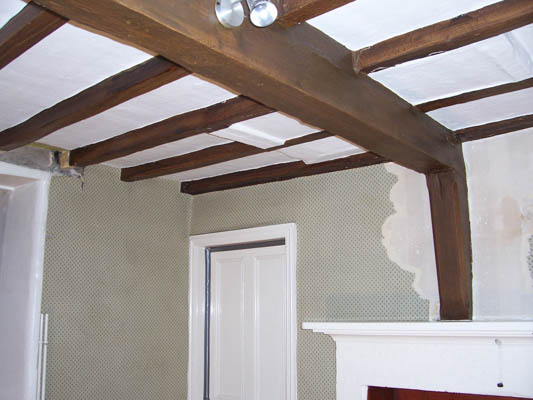 wood cleaning, sand blasting, grit blasting, paint removal, oak beam cleaning, beam cleaning