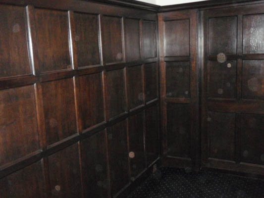 wood cleaning, sandblasting, grit blasting, paint removal, oak cleaning, beam cleaning